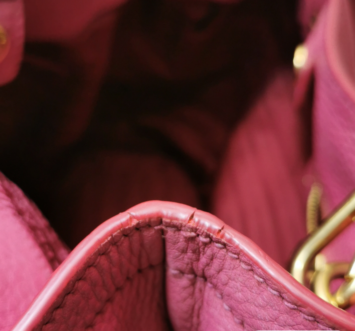 Preloved Prada Vitello Daino Hot Pink 250212781060596