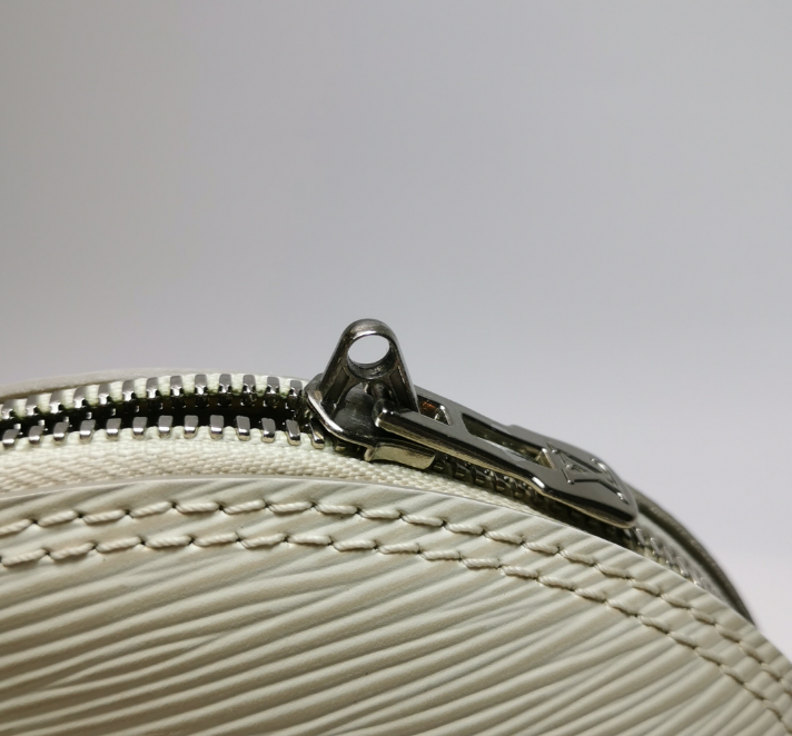 Preloved Louis Vuitton(LV) Alma pm white 250212781059966