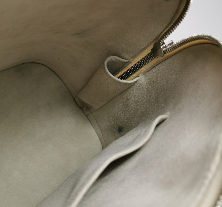 Preloved Louis Vuitton(LV) Alma pm white 250212781059966