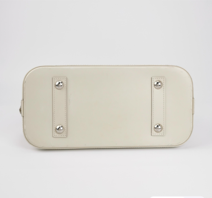 Preloved Louis Vuitton(LV) Alma pm white 250212781059966