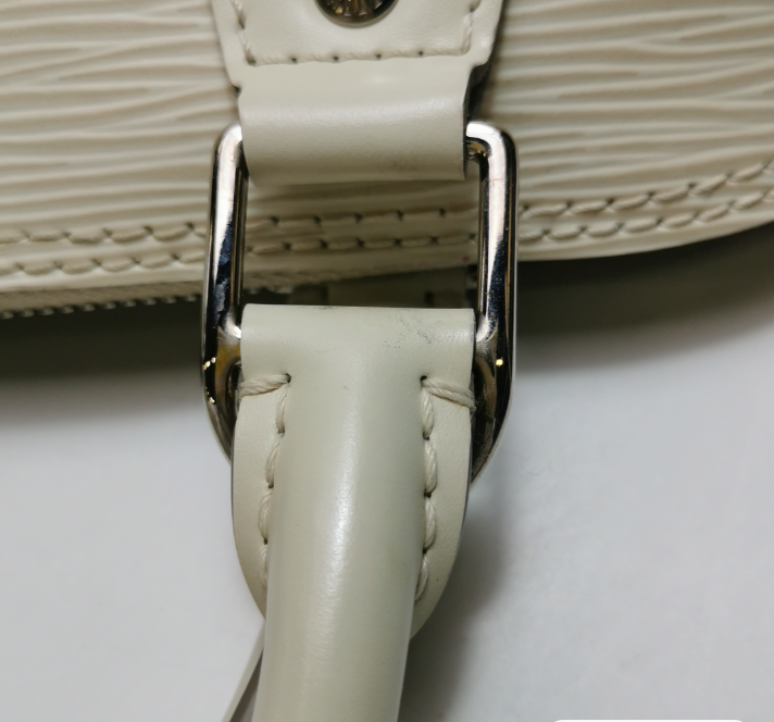 Preloved Louis Vuitton(LV) Alma pm white 250212781059966